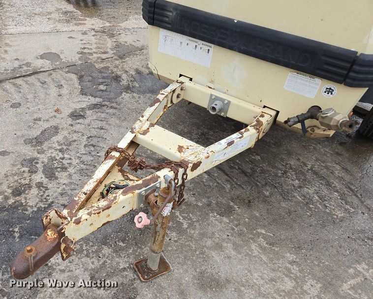 image for item EM7415 Ingersoll Rand P100WJD air compressor