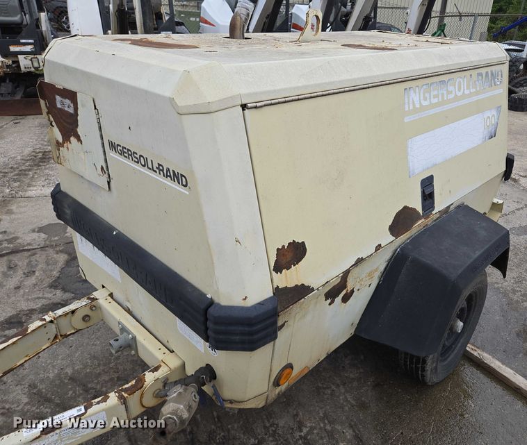 image for item EM7415 Ingersoll Rand P100WJD air compressor