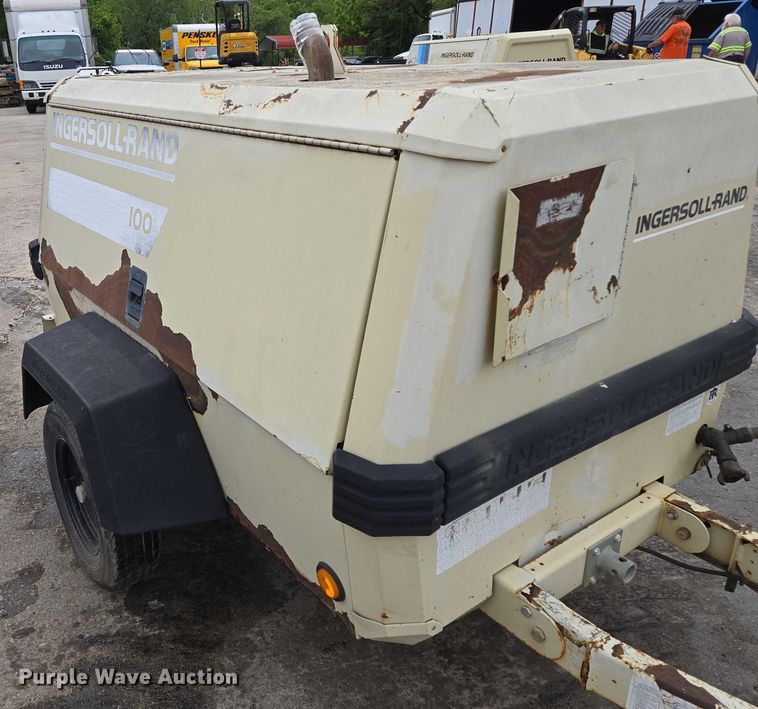 image for item EM7415 Ingersoll Rand P100WJD air compressor