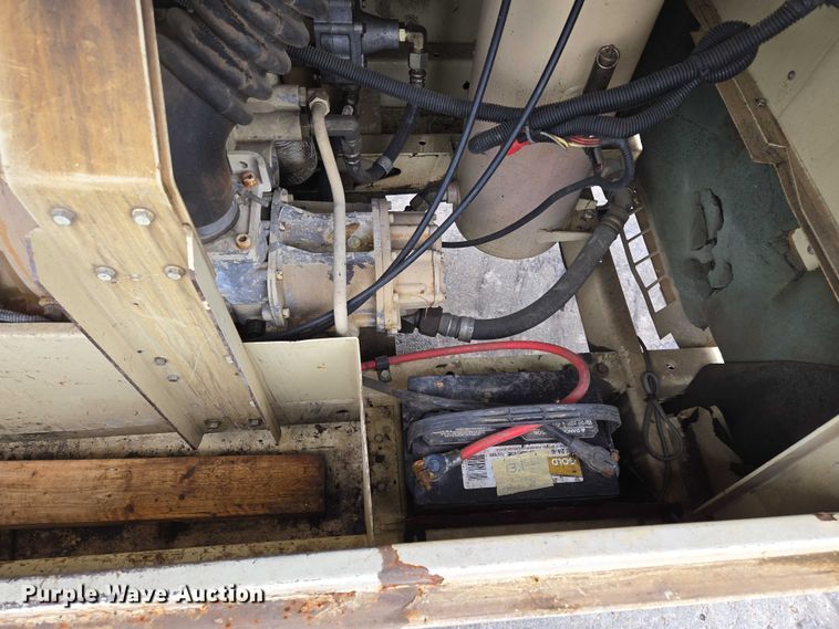 image for item EM7415 Ingersoll Rand P100WJD air compressor