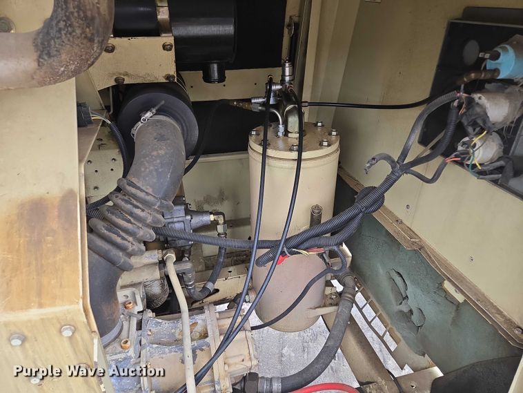 image for item EM7415 Ingersoll Rand P100WJD air compressor