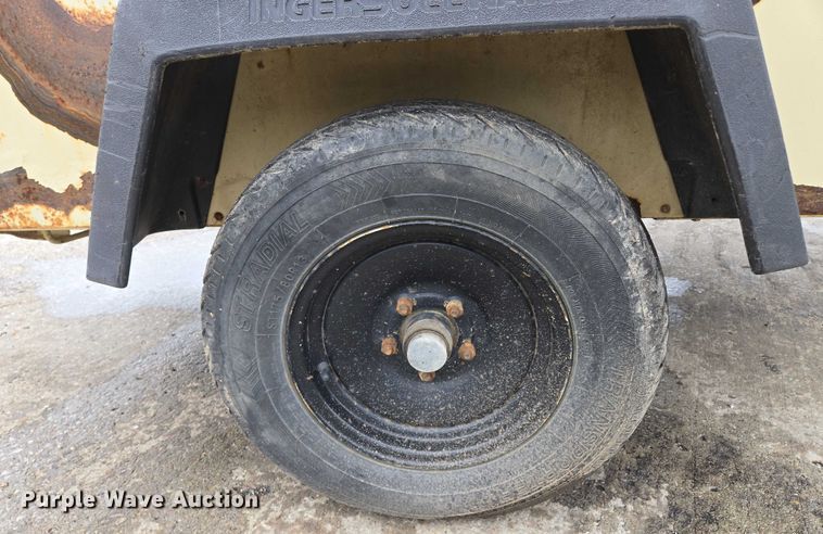 image for item EM7415 Ingersoll Rand P100WJD air compressor