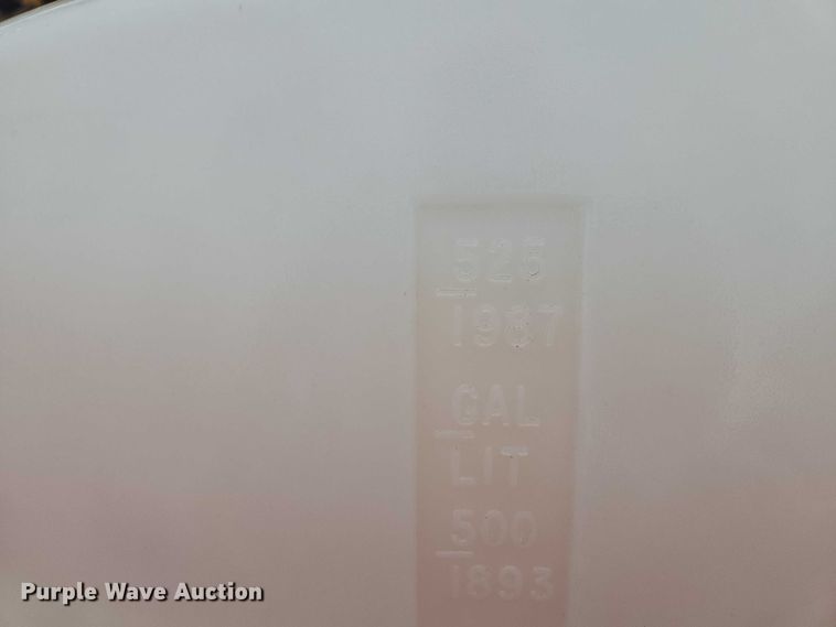 image for item EM7416 Poly tank