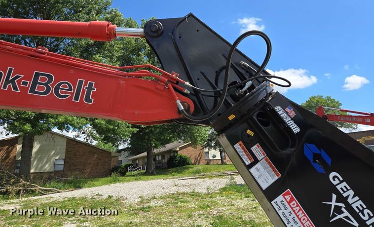 image for item EM7426 2014 Link-Belt 210X3 excavator