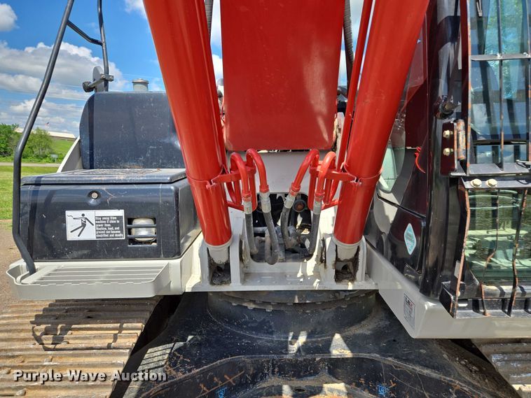 image for item EM7426 2014 Link-Belt 210X3 excavator