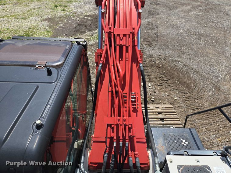 image for item EM7426 2014 Link-Belt 210X3 excavator