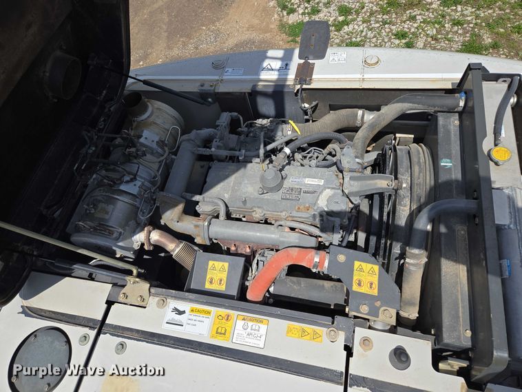 image for item EM7426 2014 Link-Belt 210X3 excavator