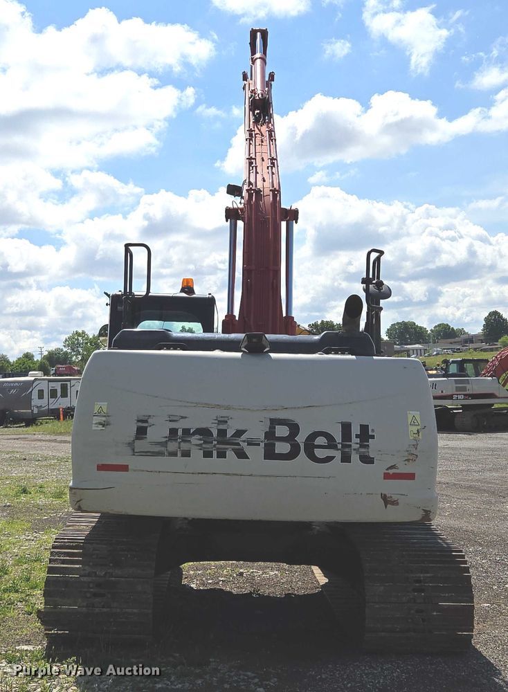 image for item EM7427 2019 Link-Belt 210X4 long reach excavator