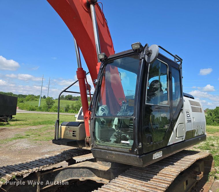 image for item EM7427 2019 Link-Belt 210X4 long reach excavator