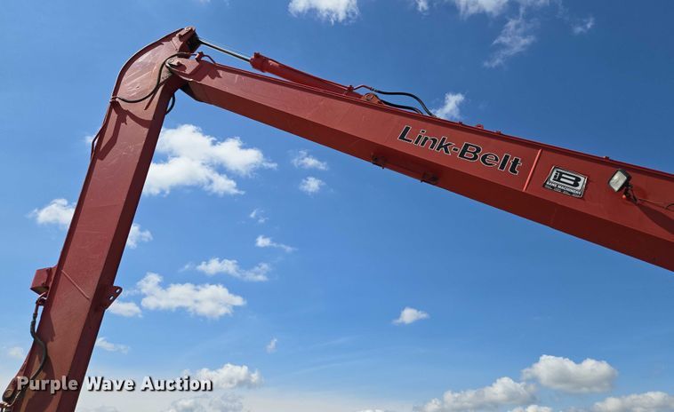 image for item EM7427 2019 Link-Belt 210X4 long reach excavator