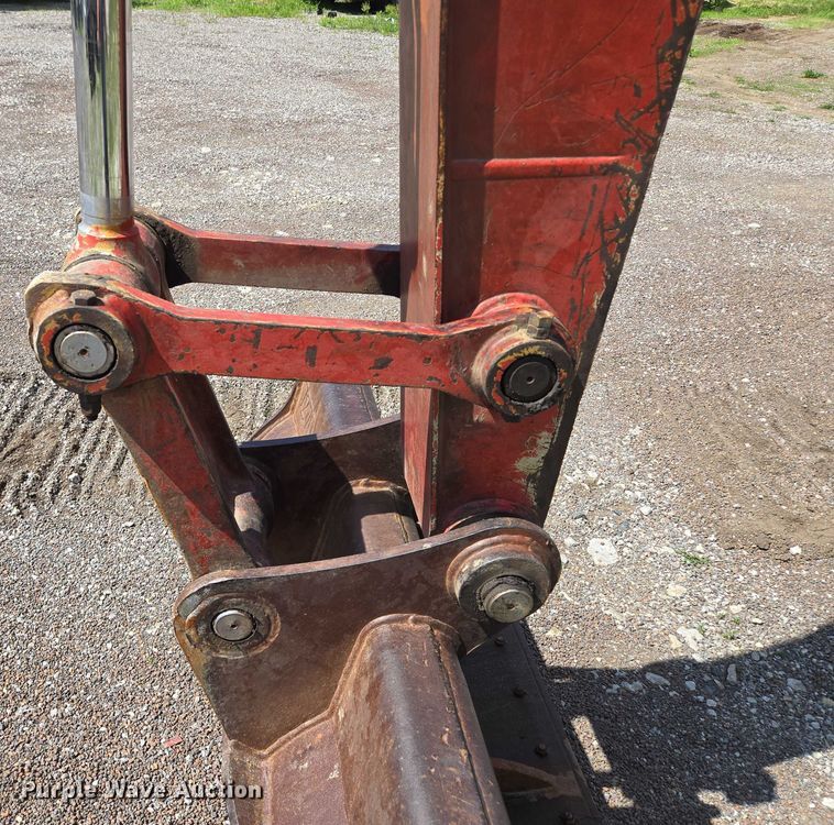 image for item EM7427 2019 Link-Belt 210X4 long reach excavator