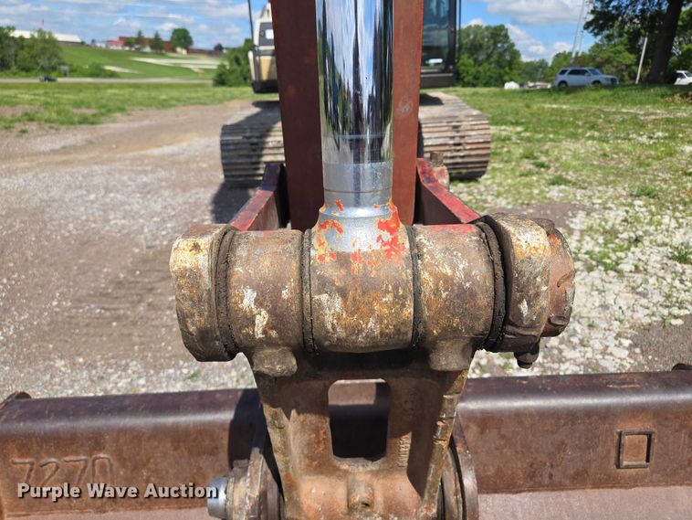 image for item EM7427 2019 Link-Belt 210X4 long reach excavator