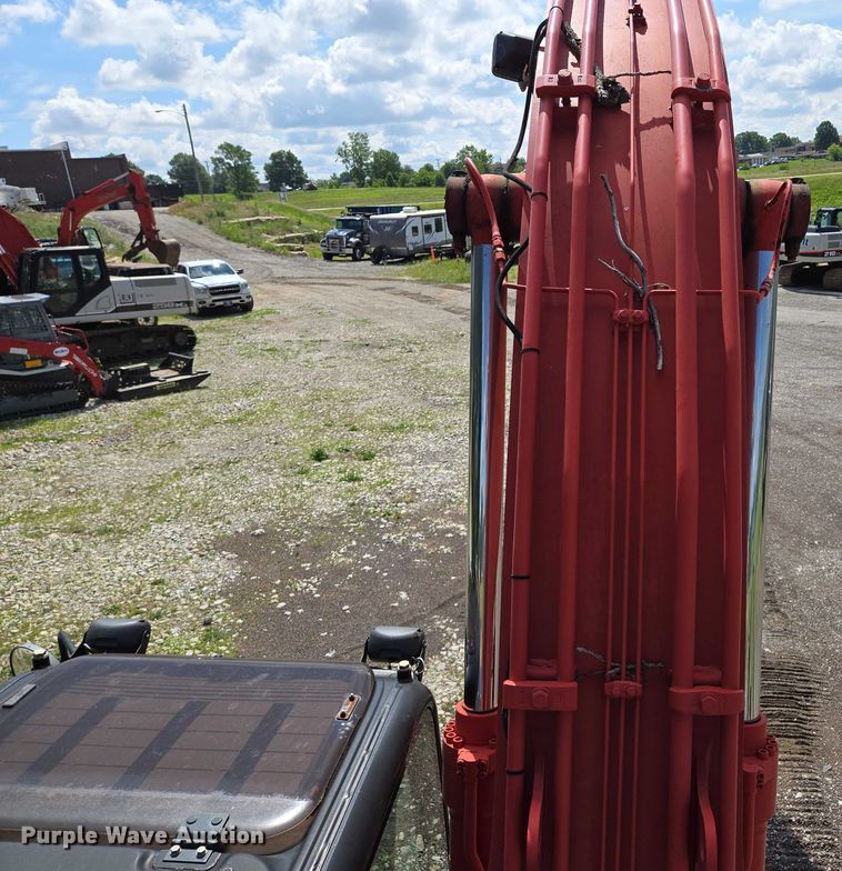 image for item EM7427 2019 Link-Belt 210X4 long reach excavator
