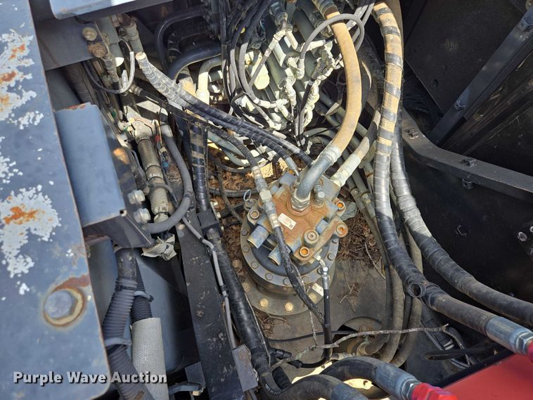 image for item EM7427 2019 Link-Belt 210X4 long reach excavator