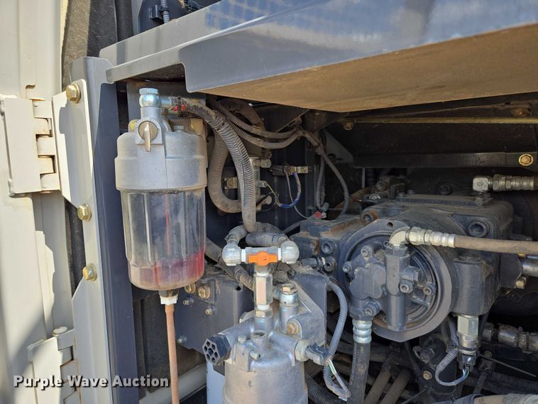 image for item EM7427 2019 Link-Belt 210X4 long reach excavator