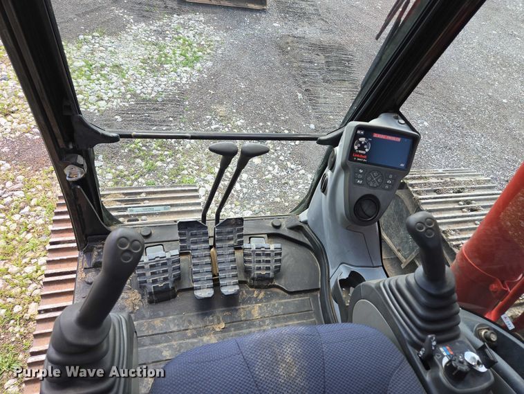 image for item EM7427 2019 Link-Belt 210X4 long reach excavator