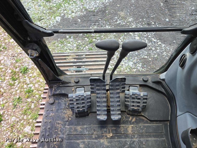 image for item EM7427 2019 Link-Belt 210X4 long reach excavator