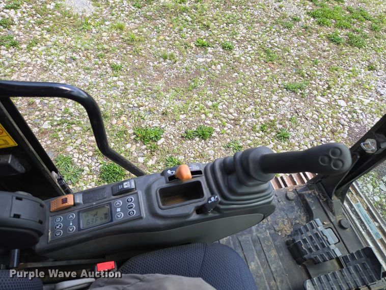 image for item EM7427 2019 Link-Belt 210X4 long reach excavator