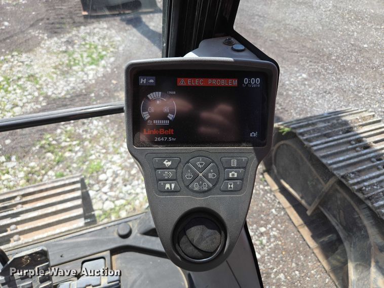 image for item EM7427 2019 Link-Belt 210X4 long reach excavator