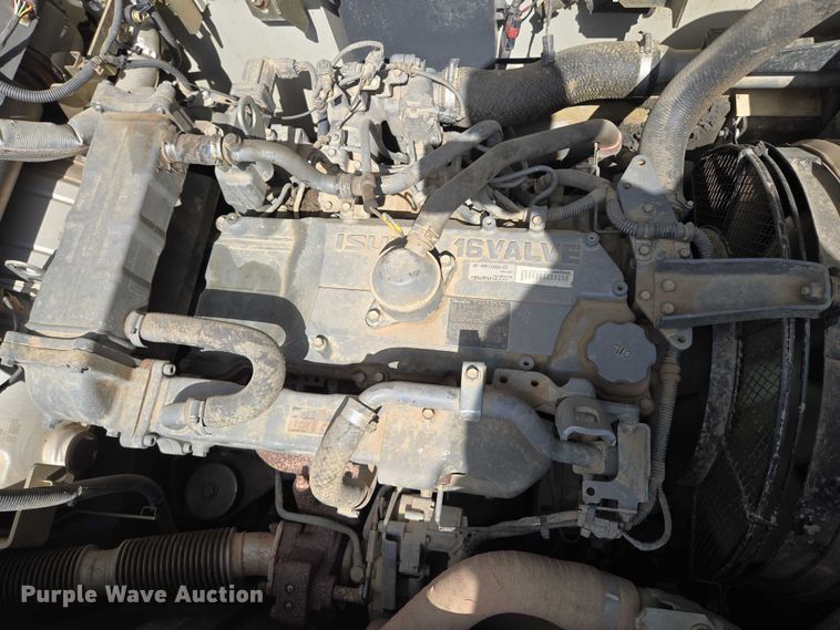 image for item EM7427 2019 Link-Belt 210X4 long reach excavator