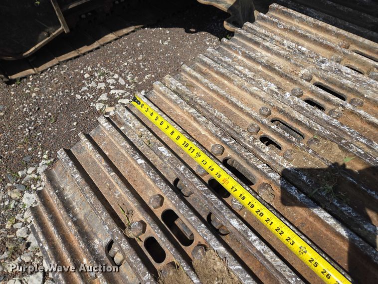 image for item EM7427 2019 Link-Belt 210X4 long reach excavator