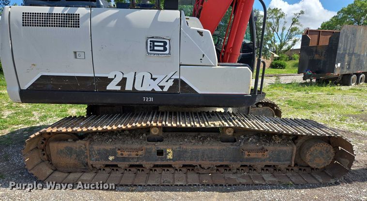 image for item EM7427 2019 Link-Belt 210X4 long reach excavator