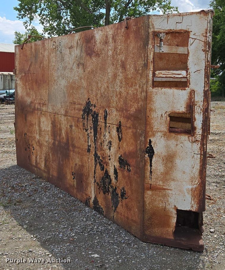 image for item EM7430 Trench box