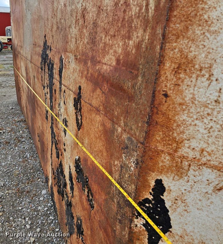 image for item EM7430 Trench box