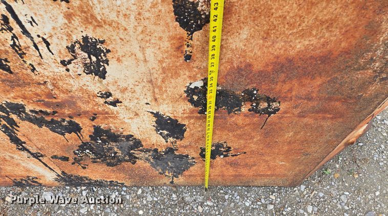 image for item EM7430 Trench box