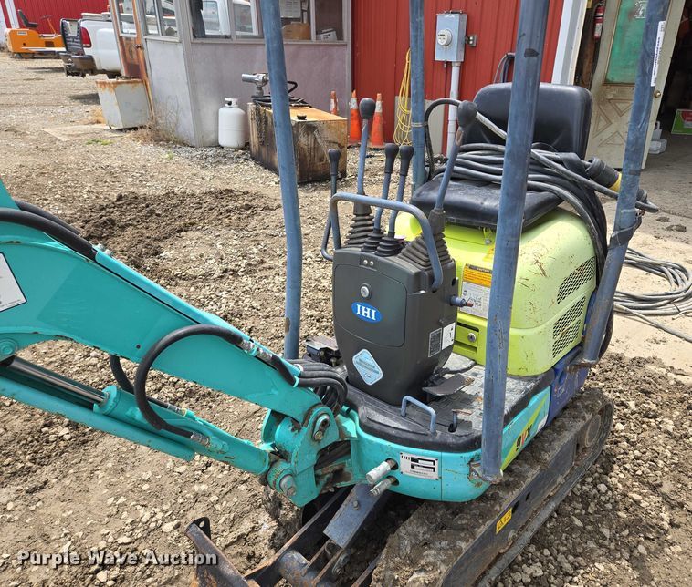 image for item EM7436 IHI 9VX mini excavator