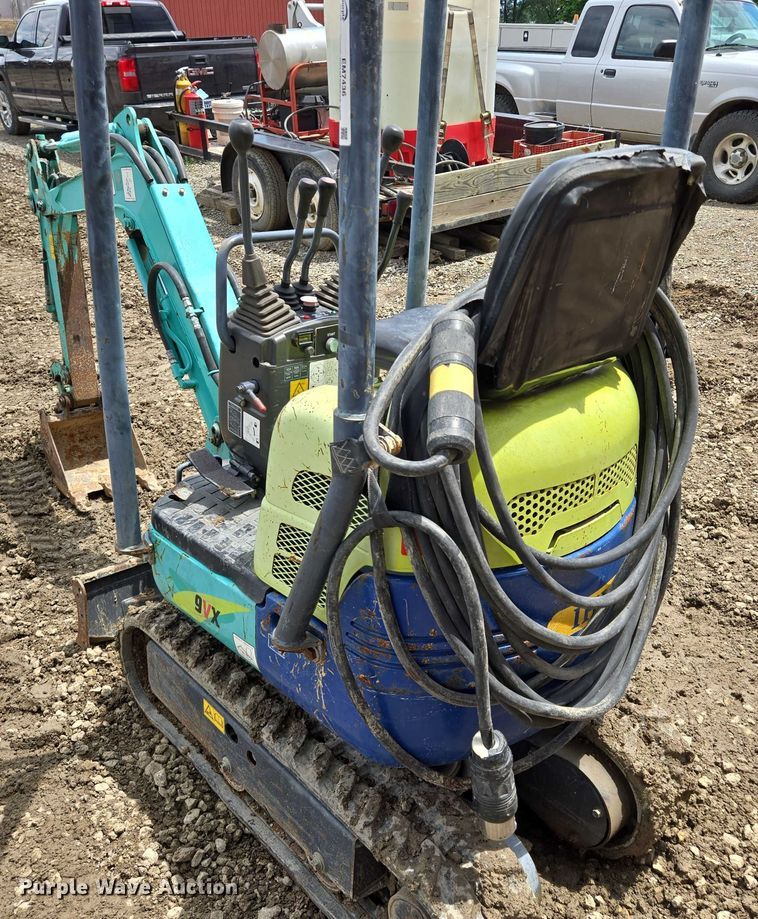 image for item EM7436 IHI 9VX mini excavator