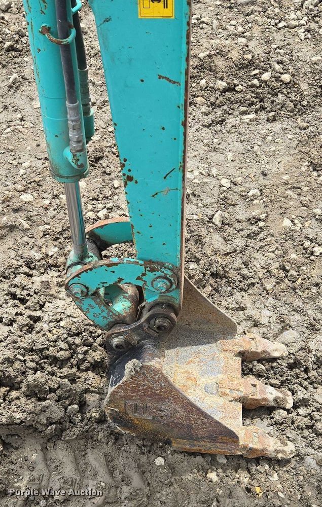 image for item EM7436 IHI 9VX mini excavator