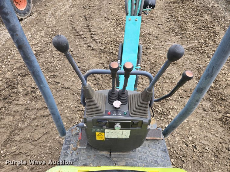 image for item EM7436 IHI 9VX mini excavator