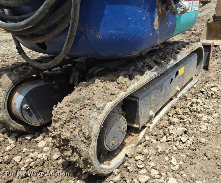 image for item EM7436 IHI 9VX mini excavator