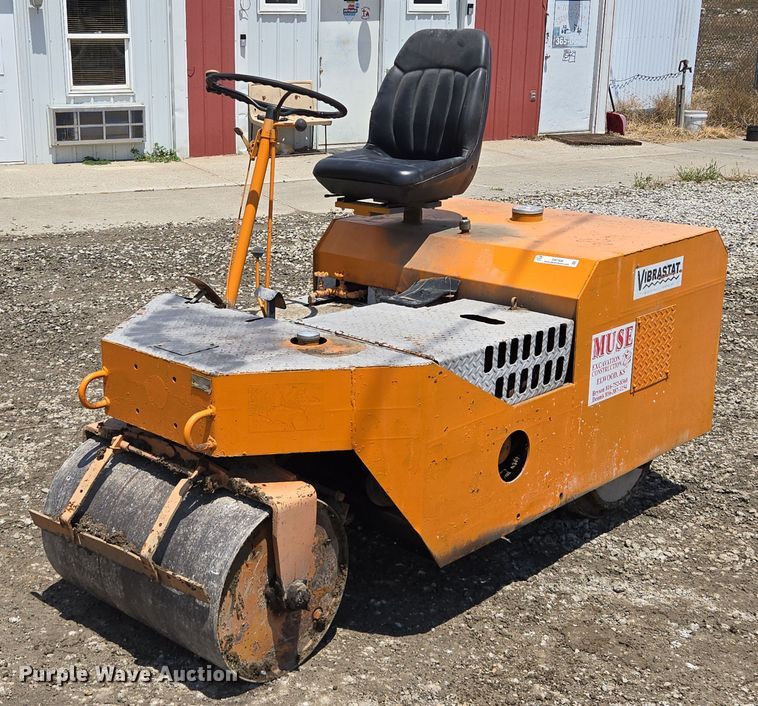 image for item EM7438 Rosco Mfg. Co. Vibrastat double drum roller