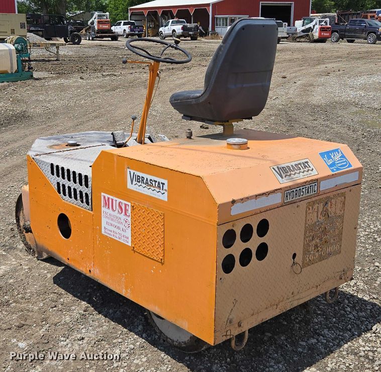 image for item EM7438 Rosco Mfg. Co. Vibrastat double drum roller