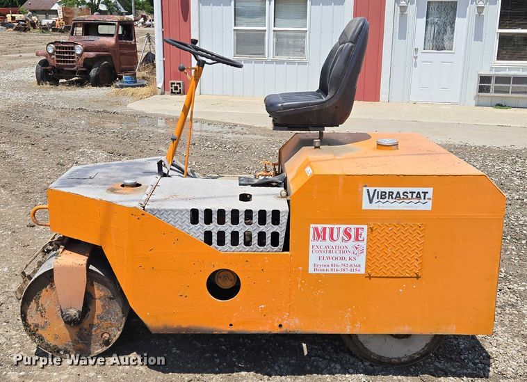 image for item EM7438 Rosco Mfg. Co. Vibrastat double drum roller