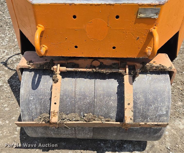 image for item EM7438 Rosco Mfg. Co. Vibrastat double drum roller