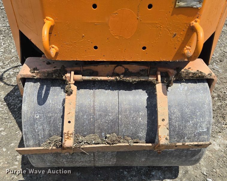 image for item EM7438 Rosco Mfg. Co. Vibrastat double drum roller