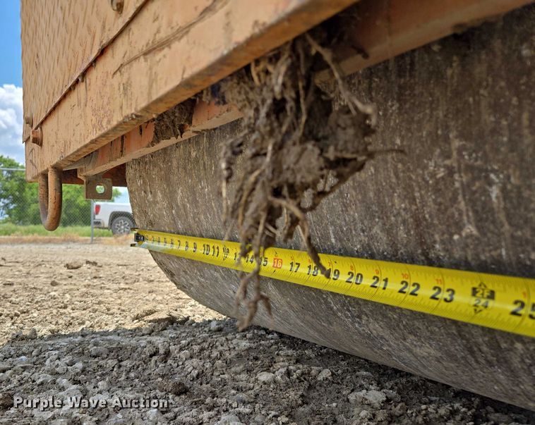 image for item EM7438 Rosco Mfg. Co. Vibrastat double drum roller