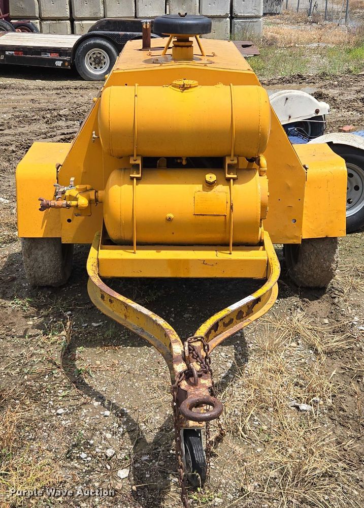 image for item EM7440 Ingersoll-Rand GH85 air compressor