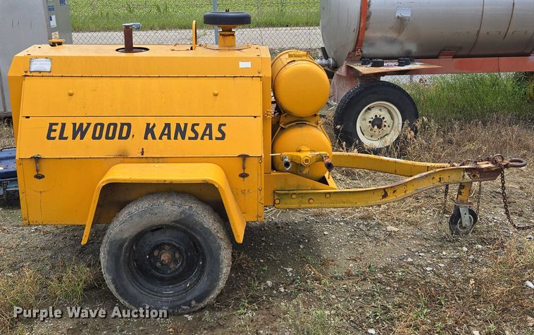 image for item EM7440 Ingersoll-Rand GH85 air compressor