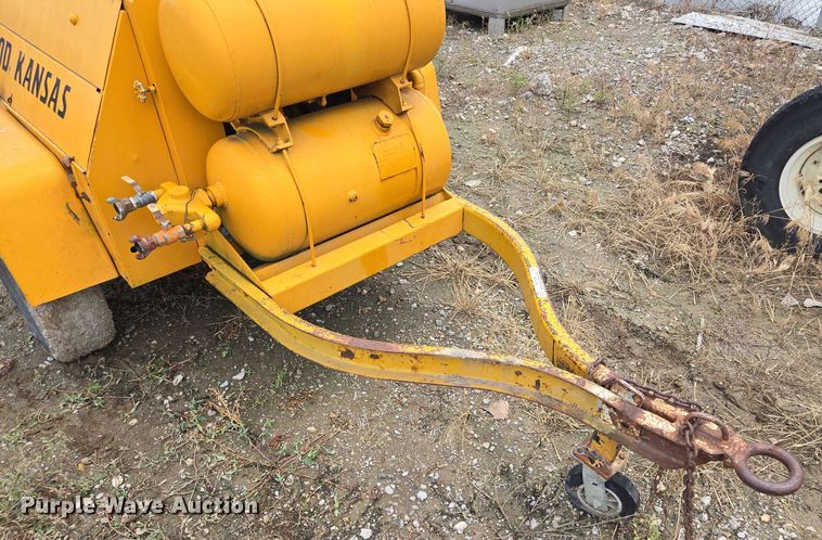 image for item EM7440 Ingersoll-Rand GH85 air compressor