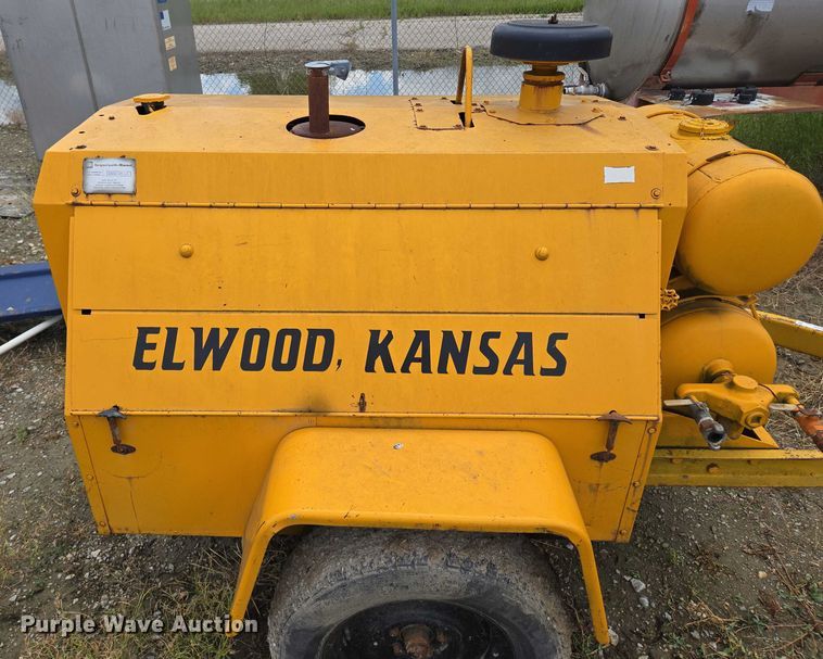 image for item EM7440 Ingersoll-Rand GH85 air compressor