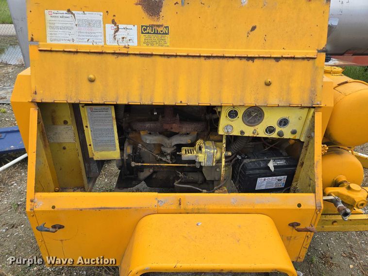 image for item EM7440 Ingersoll-Rand GH85 air compressor