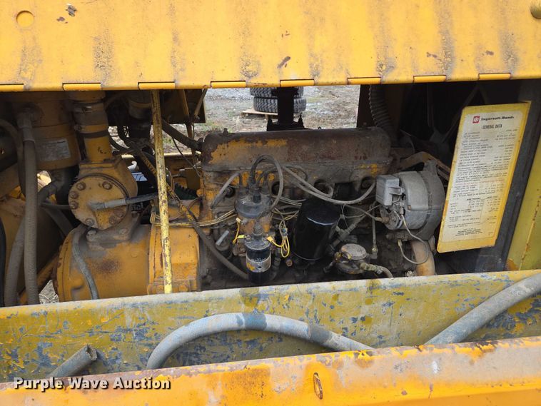 image for item EM7440 Ingersoll-Rand GH85 air compressor