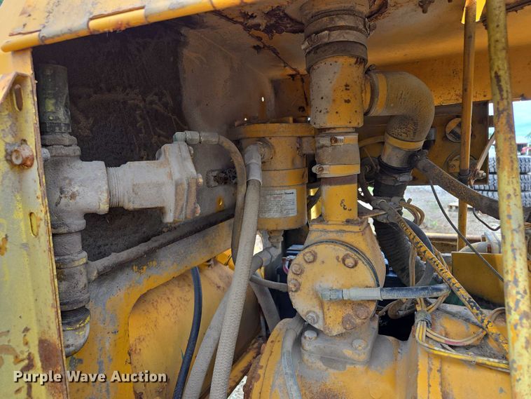 image for item EM7440 Ingersoll-Rand GH85 air compressor