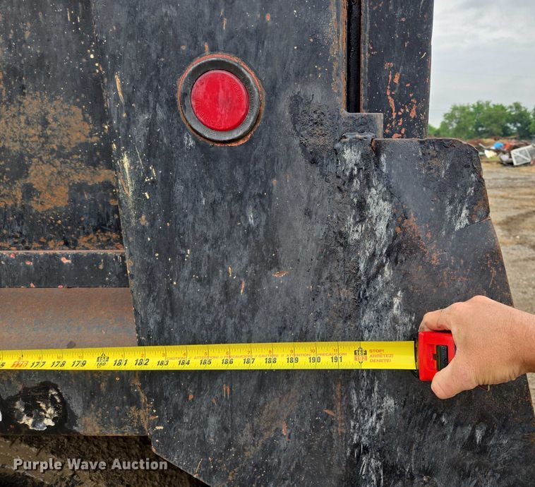 image for item EM7447 1995 Ford L9000 dump truck