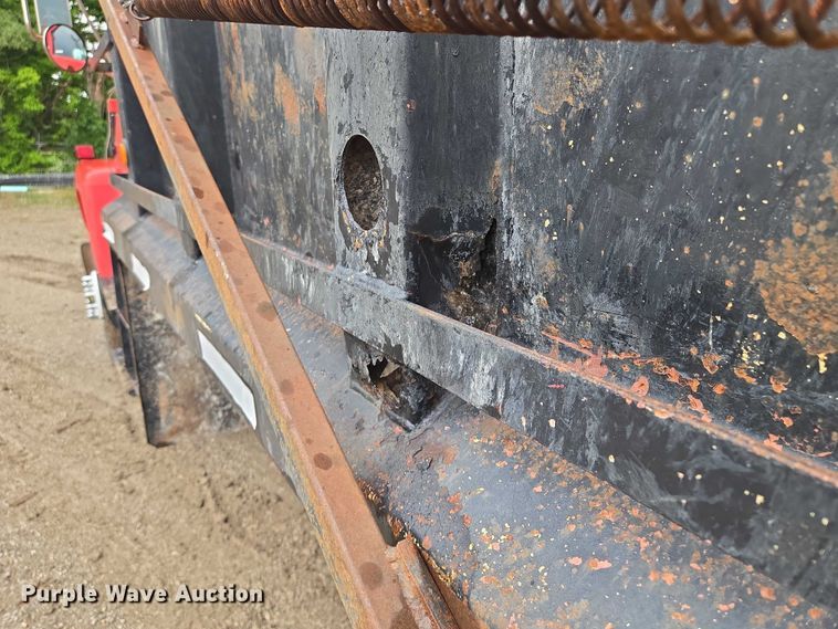 image for item EM7447 1995 Ford L9000 dump truck