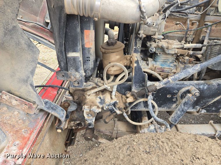 image for item EM7447 1995 Ford L9000 dump truck